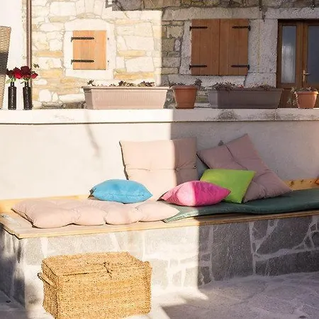 House Rea With Bbq And Two Terrace Holiday home